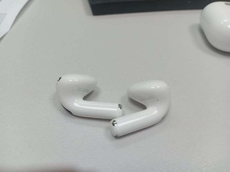 Оголошення Apple airpods 4 Б/У