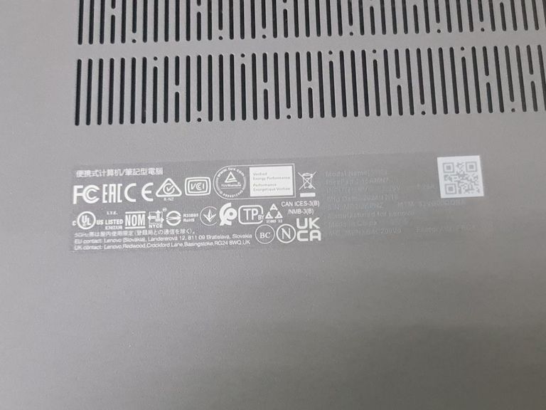 Дешево Lenovo 15/ryzen 3 7320u ddr5/16gb ddr5/hdd *відсутній/ssd 512 gb/*інтегрована з ломбарду