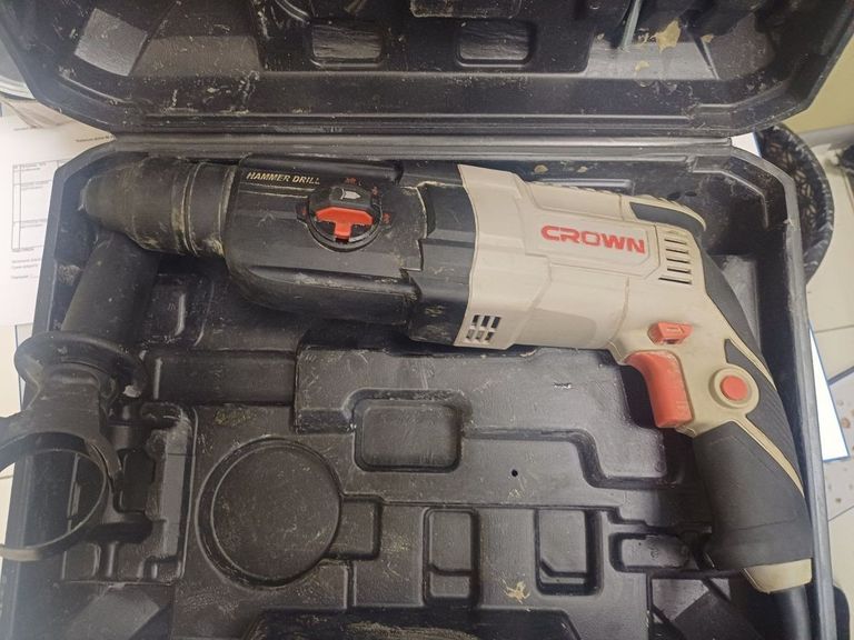 Купити Crown CT18211 BMC Б/У