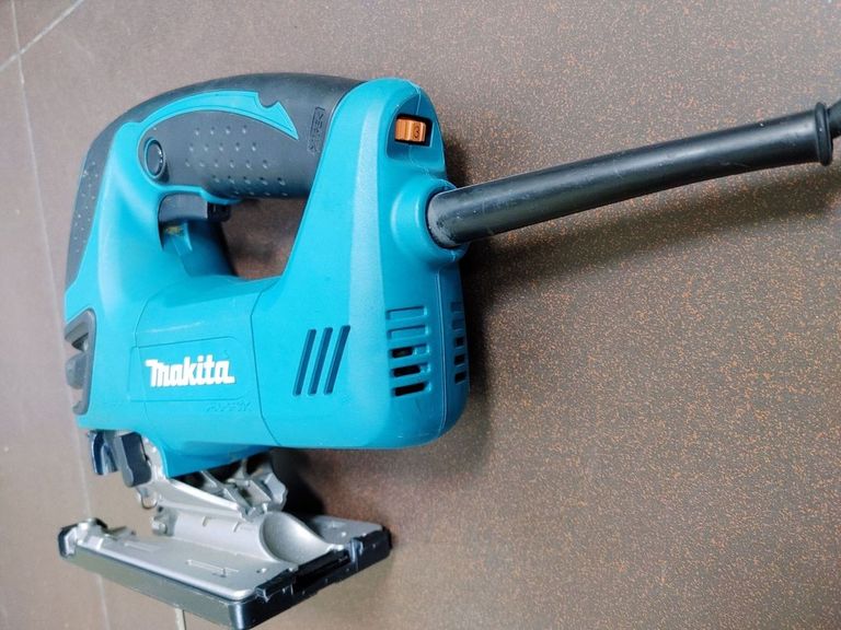 Распродажа Makita 4350CT, продавец Техноскарб