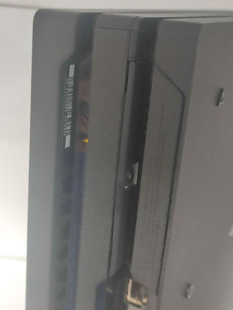 Sony playstation 4 pro Код:01-200901507. Зображення 9