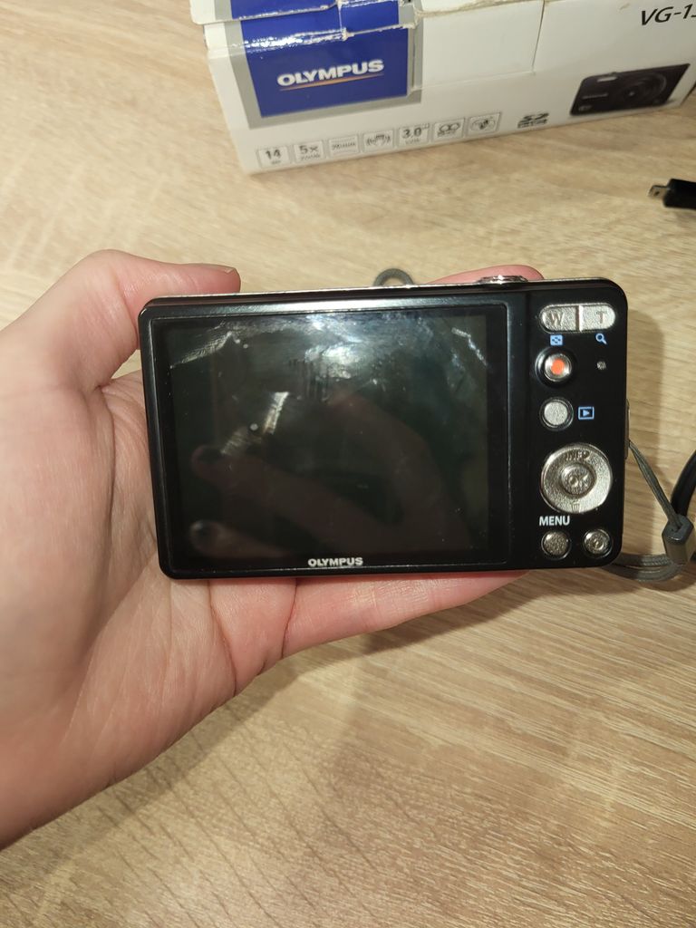 Дешиво Olympus vg-130 с ломбарда