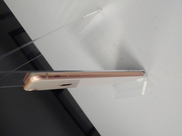 Apple iphone 8 64gb Код:01-200924774. Изображение 5