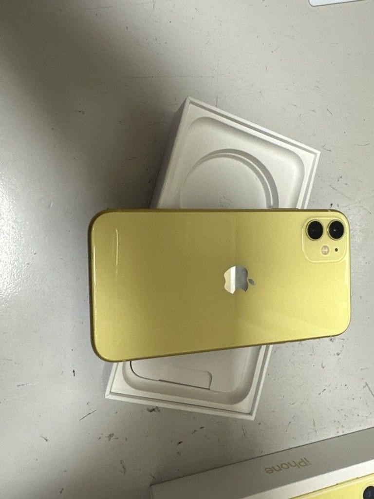 Дешиво Apple iphone 11 64gb с ломбарда