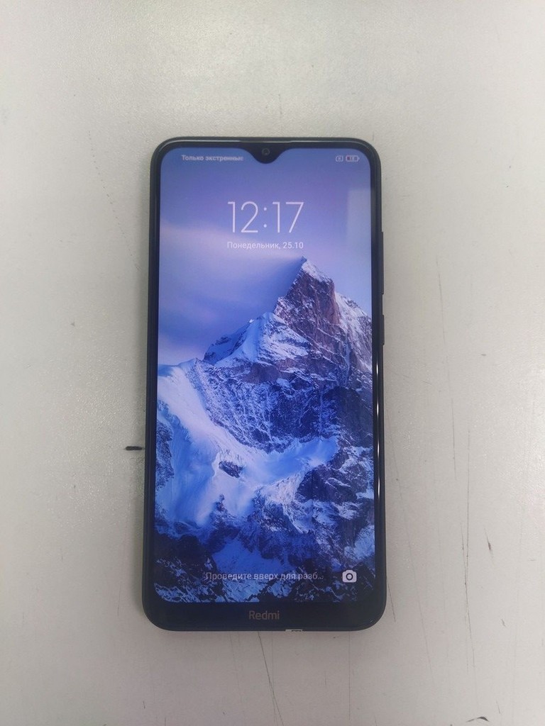 Купити Xiaomi Redmi 8A 2/32GB Black Б/У