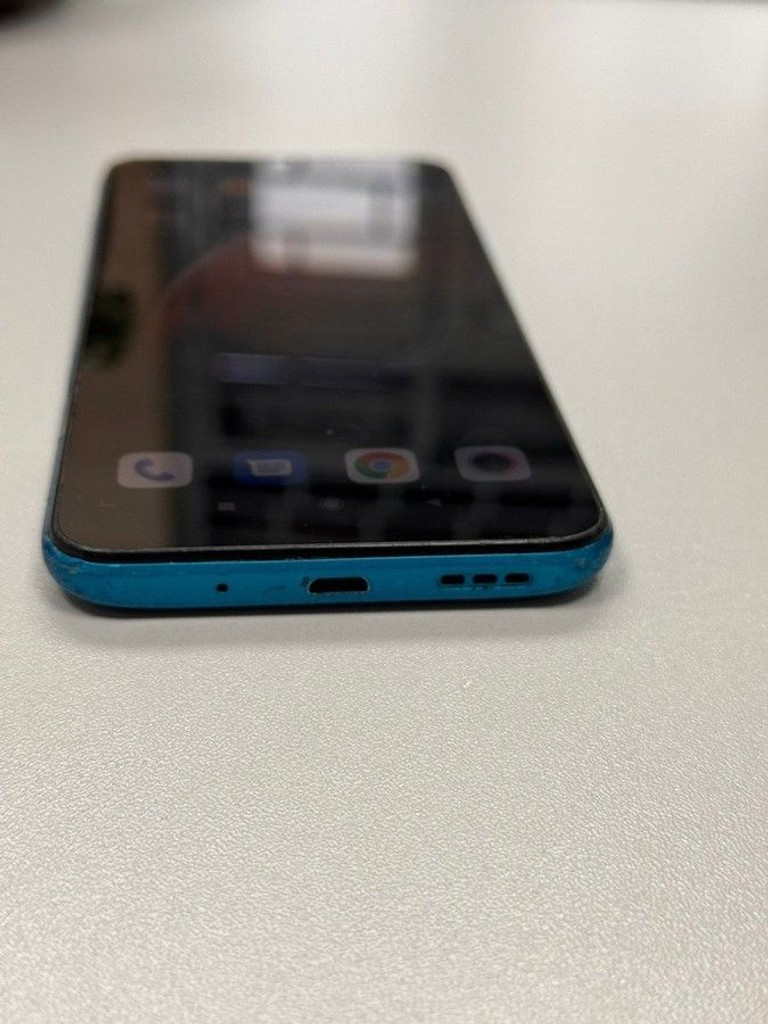 Дешево Xiaomi redmi 9a 2/32gb з ломбарду
