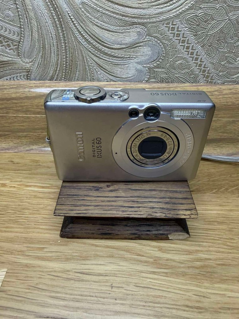 Купити Canon IXUS 60 Silver Б/У