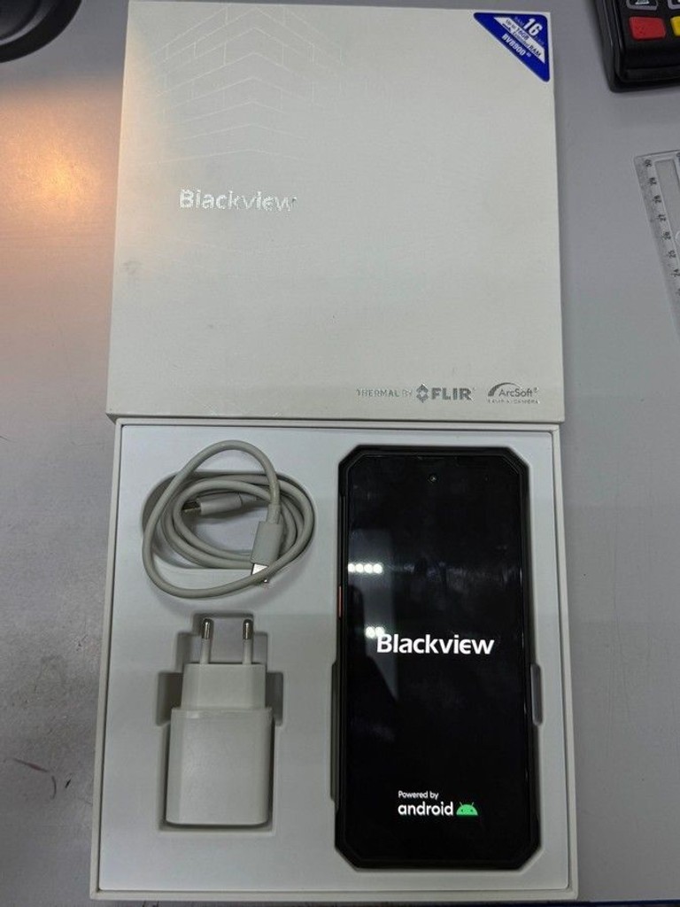 Купити Blackview BV8900 8/256GB Black Б/У