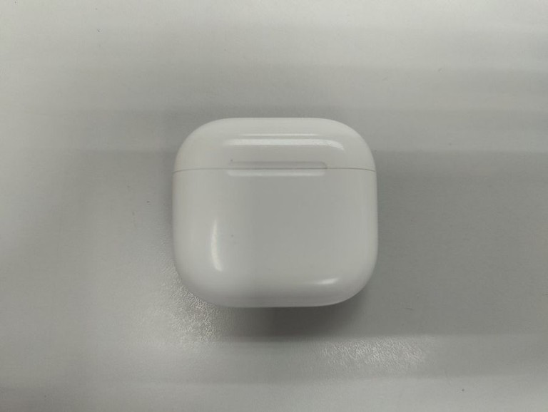 Купити Apple airpods 4 with active noise cancellation Б/У