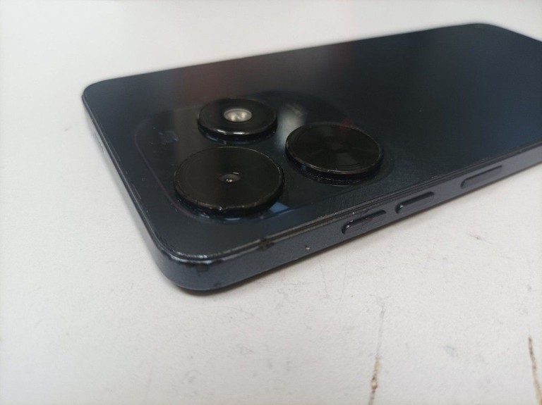 Купити Tecno spark go 2024 4/64gb Б/У