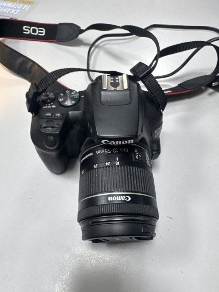 Оголошення Canon EOS 250D kit (18-55mm) EF-S IS STM Silver (3461C003) Б/У