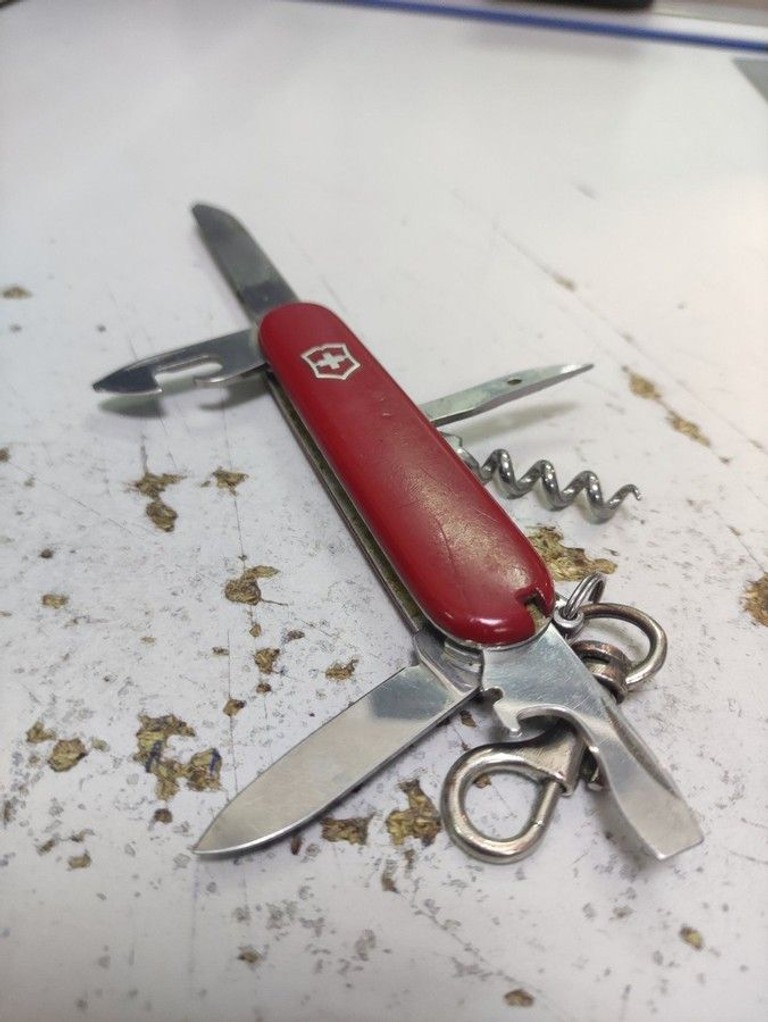 Оголошення Victorinox spartan Б/У