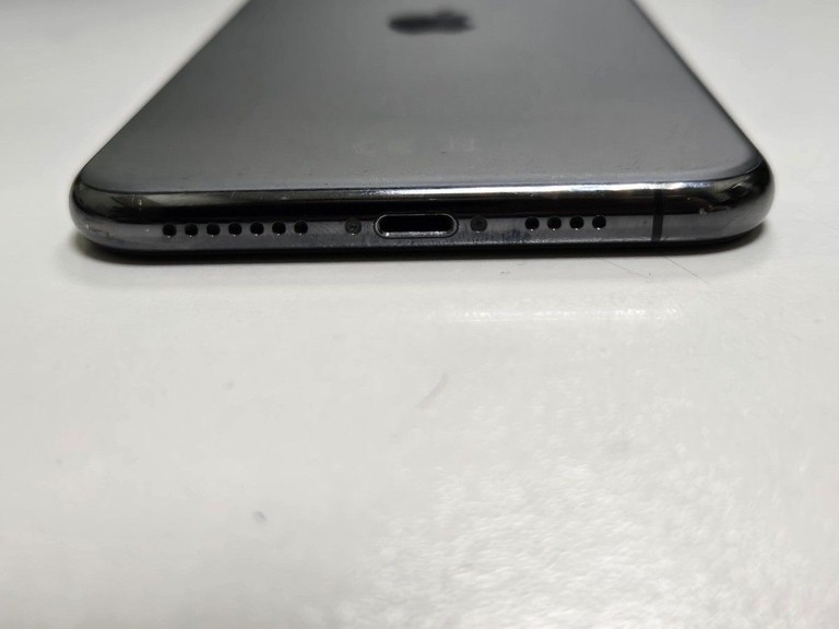 Оголошення Apple iphone 11 pro max 64gb Б/У
