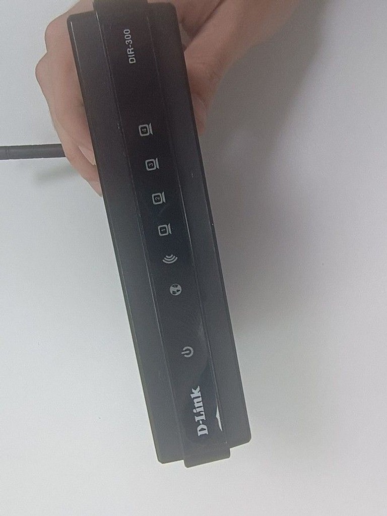 Дешево D-Link DIR-300 з ломбарду