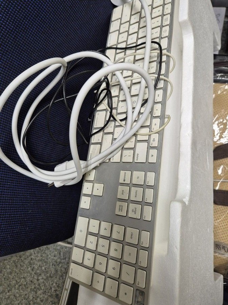 Apple imac / a2116 /екр. 21.5 / intel core i5 3.0ghz / ram 16gb / ssd 240gb / radeon pro 560x 4gb Код:01-200989578. Зображення 10
