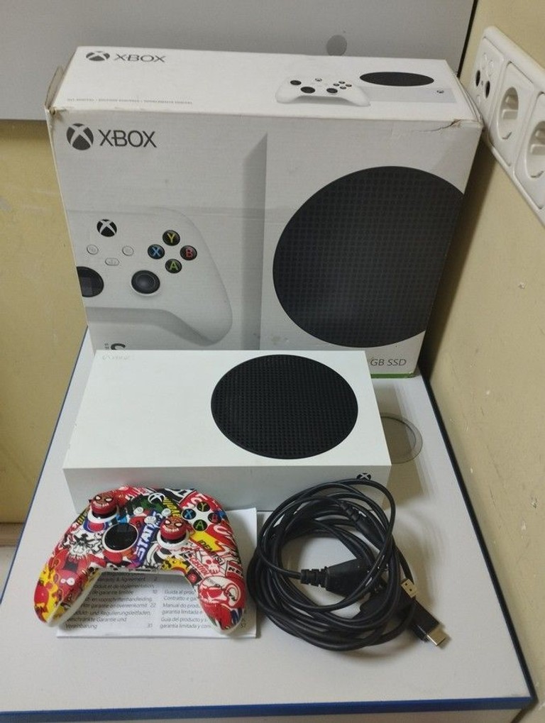Купити Microsoft xbox series s 512gb Б/У