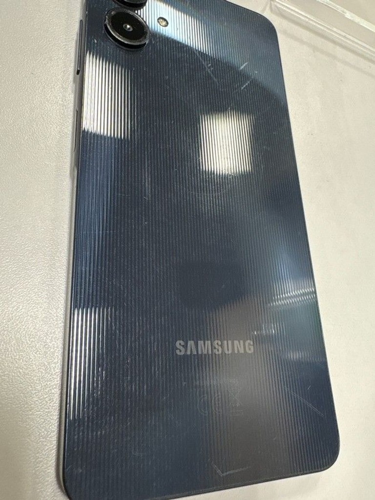 Оголошення Samsung galaxy a06 4/128gb Б/У