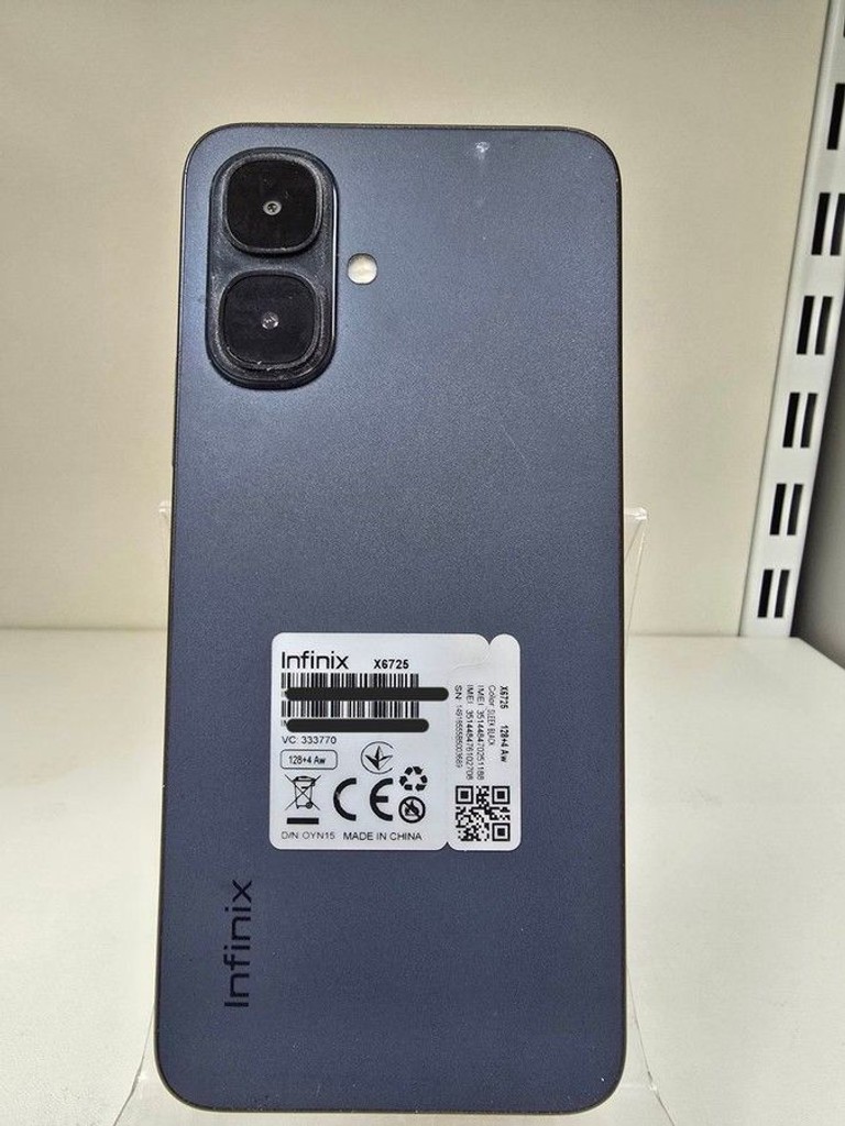Дешиво Infinix smart 10 4/128gb с ломбарда