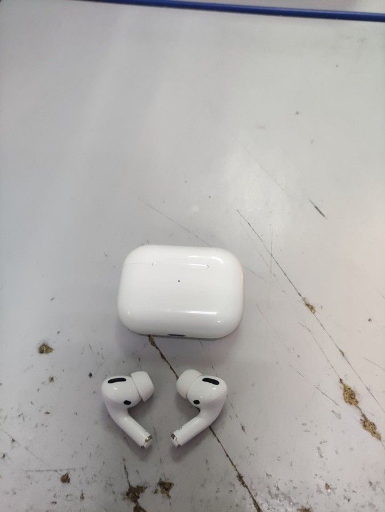 Купить Airpods pro Б/У