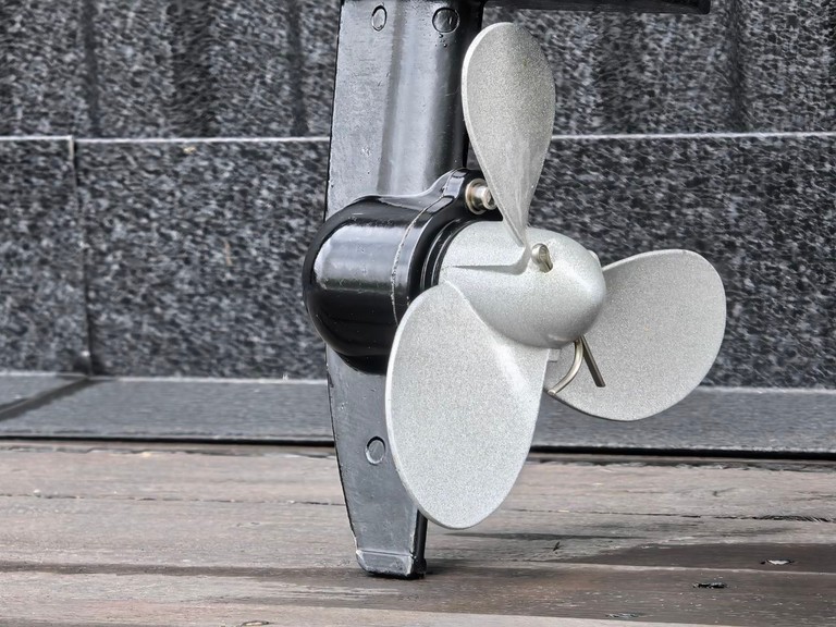 Motor 2.3 к.с., 52 см³, 2-тактний, водяне охолодження, довгий вал, CDI. Новий. Код:null. Зображення 8