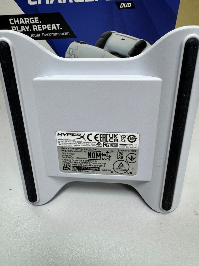 Дешево Hyperx chargeplay duo для ps5 51p68aa з ломбарду