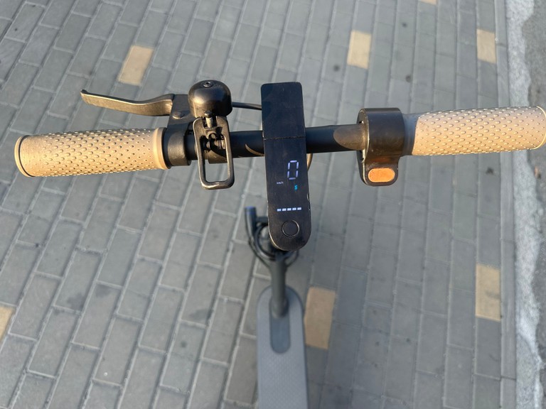 Оголошення Xiaomi Mi Electric Scooter Essential Black Б/У