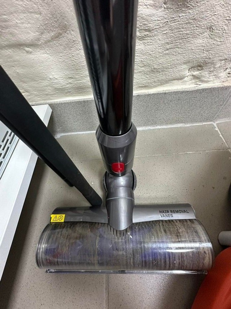 Объявление Dyson V8 Advanced (492636-01) Б/У