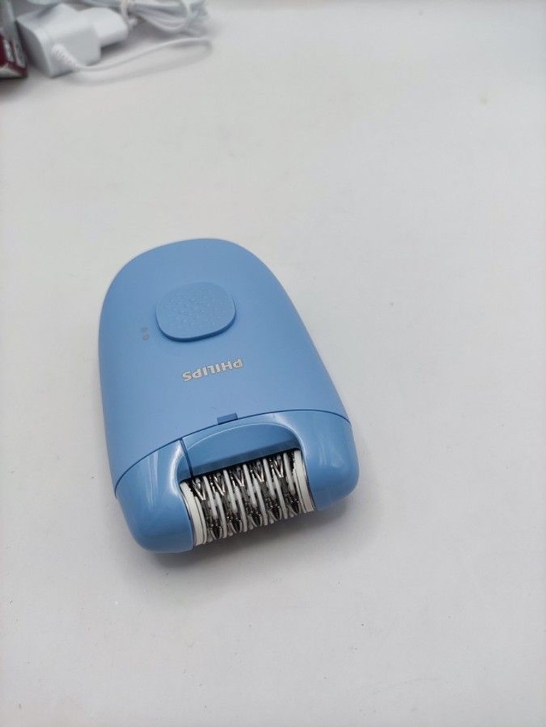 Philips Series 2000 BRE228/00 Код:01-201098464. Зображення 5