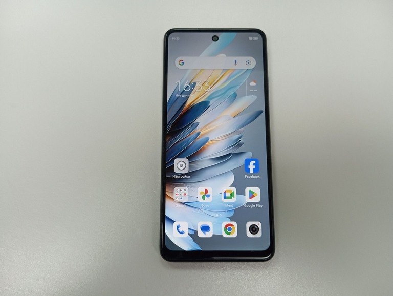 Дешиво Zte Nubia V60 Design 6/256GB Purple с ломбарда