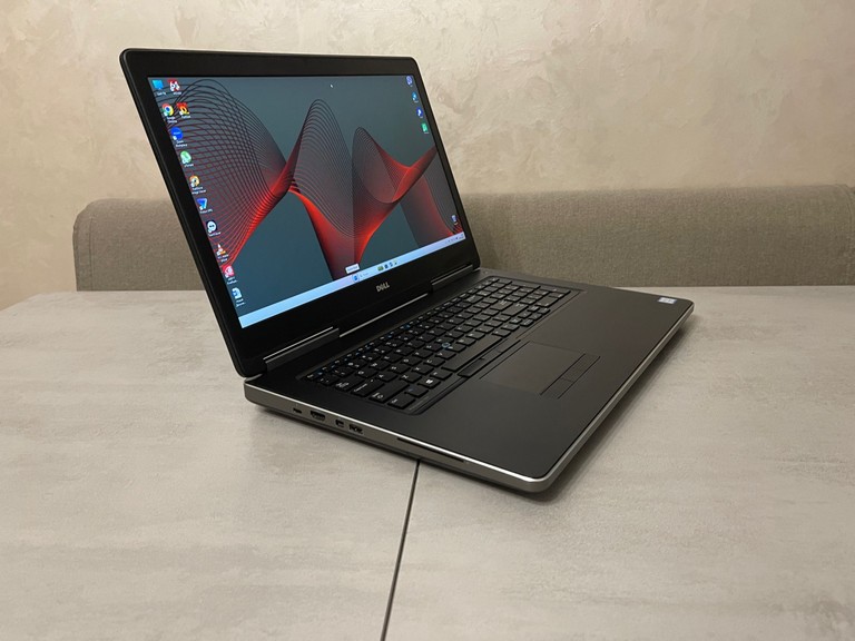 Дешиво Dell Precision 7720, 17,3"  с ломбарда