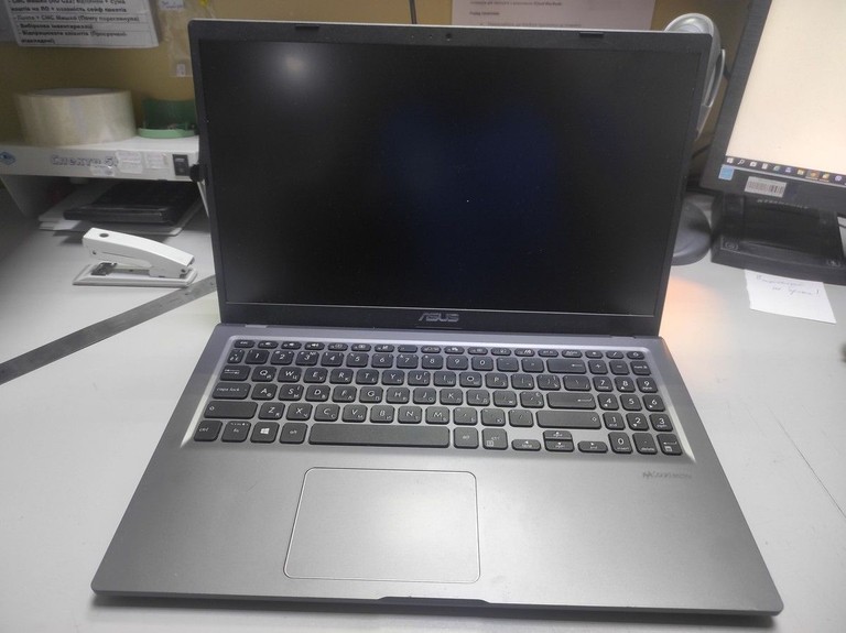 Дешево Asus 15/pentium 7505 ddr4/8gb ddr4/hdd *відсутній/ssd 256 gb/*інтегрована з ломбарду
