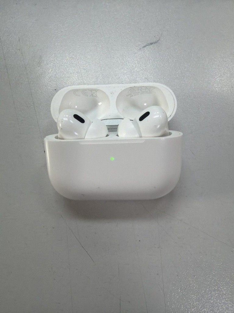 Купить Apple airpods pro 2nd generation magsafe Б/У