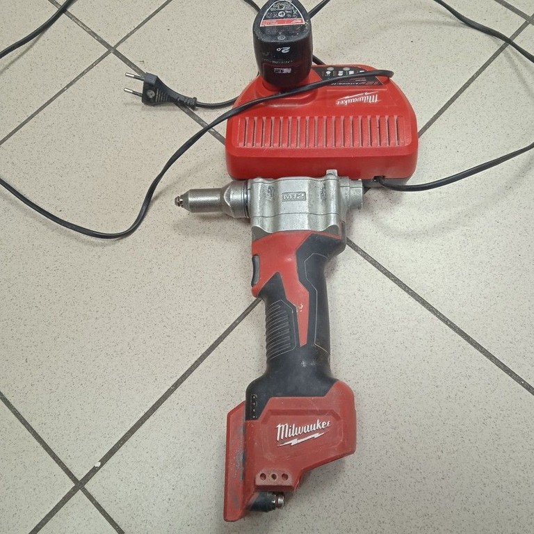 Дешево Milwaukee m12bprt + 1акб 6ah + зп з ломбарду