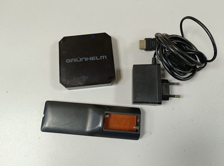 Объявление Grunhelm GX-96 mini 2/16GB Б/У