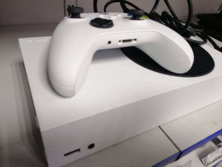 Дешиво Xbox360 series s 512gb с ломбарда