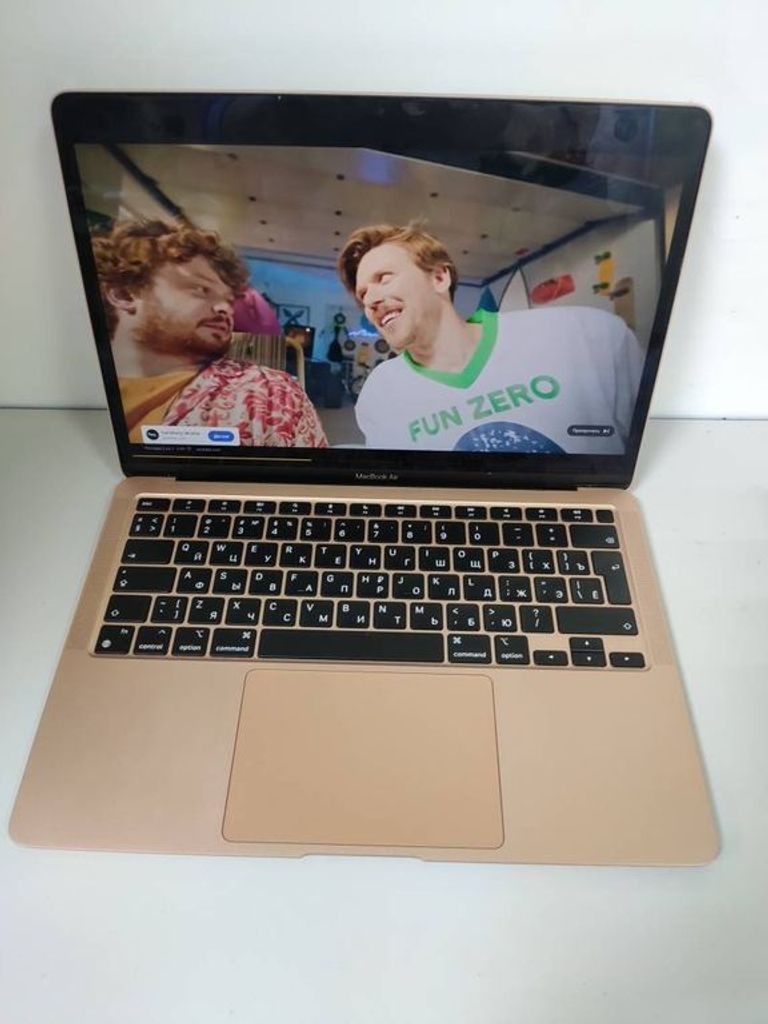 Apple Macbook Air a2337/ m1 8-cores/ gpu 8-cores/ ram8gb/ ssd256gb/ retina, truetone