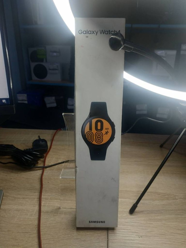 Samsung galaxy watch 4 44mm sm-r870