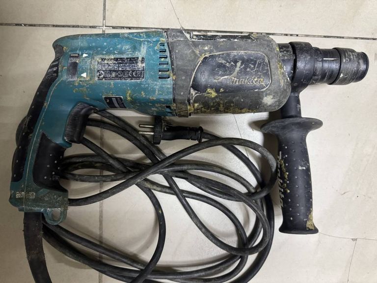 Makita hr 2470t