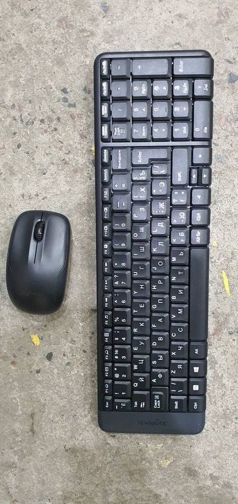 Купити Logitech mk220 (920-003168) Б/У