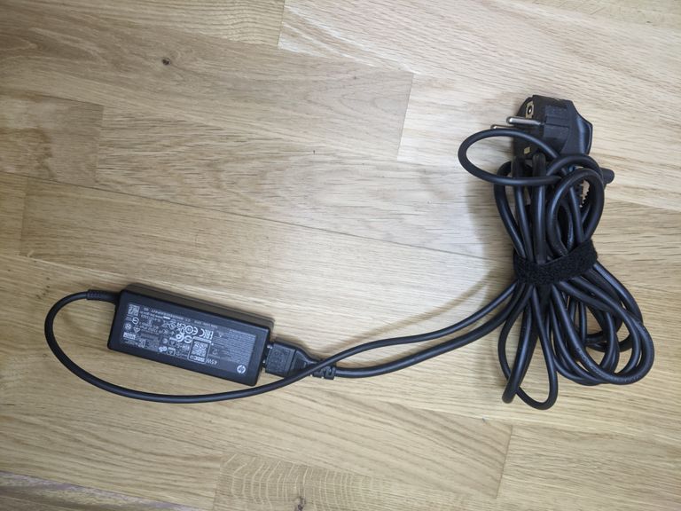 Купити HP 45W/19.5V/2.31A/4.5/3.0 Б/У