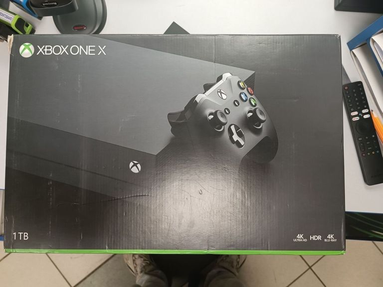 Microsoft Xbox One X 1TB White Код:01-200485991. Зображення 6