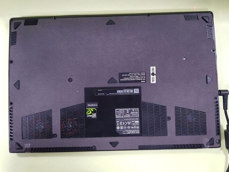 Розпродаж Msi 15/core i7 7700hq ddr3/16gb ddr4/hdd 1000 gb/ssd 120 gb/geforce gtx1060 6gb, продавець Техноскарб
