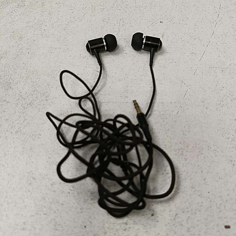 Дешиво Awei ES-Q3 Orange с ломбарда