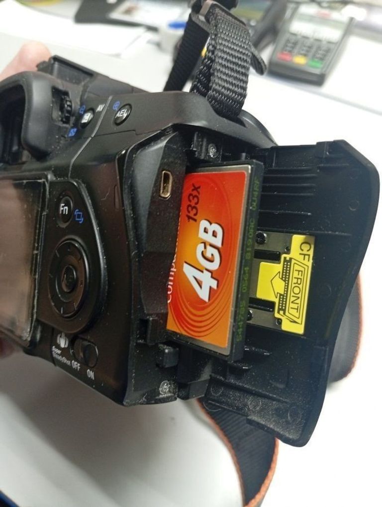 Sony alpha dslr-a200 kit 18-70mm Код:01-200552941. Изображение 6