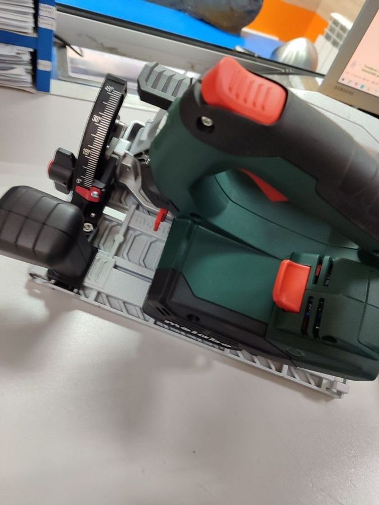 Дешево Metabo KS 18 LTX 66 BL LiHD + FS 160 (691194810) з ломбарду