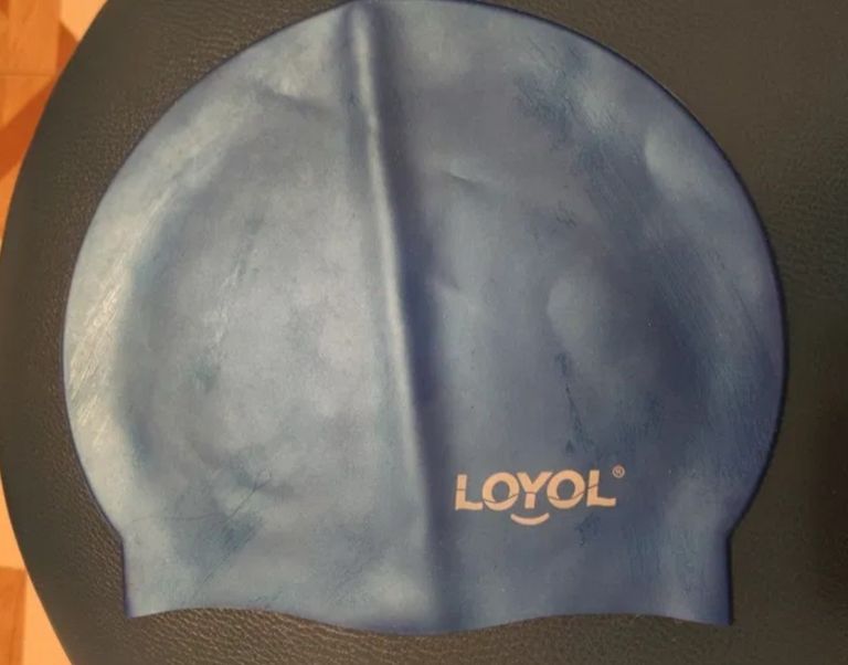 Купить Плавальна резинова шапочка Loyol Б/У