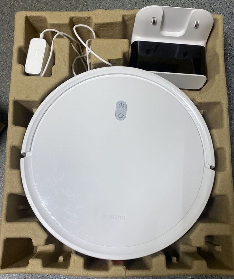 Купити Xiaomi Robot Vacuum E10 Б/У