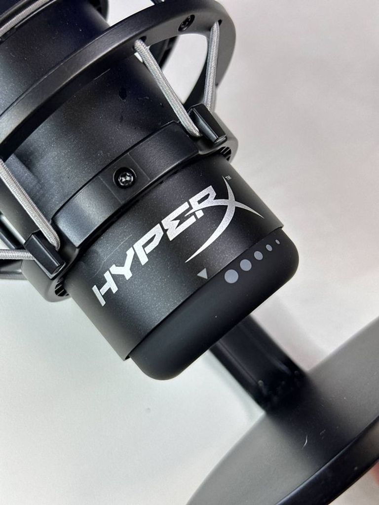 Дешиво Hyperx quadcast s с ломбарда