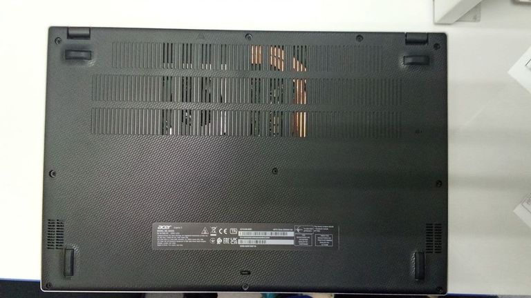 Дешево Acer 15/core i5-1235u ddr5/16gb ddr4/hdd *відсутній/ssd 512 gb/*інтегрована з ломбарду