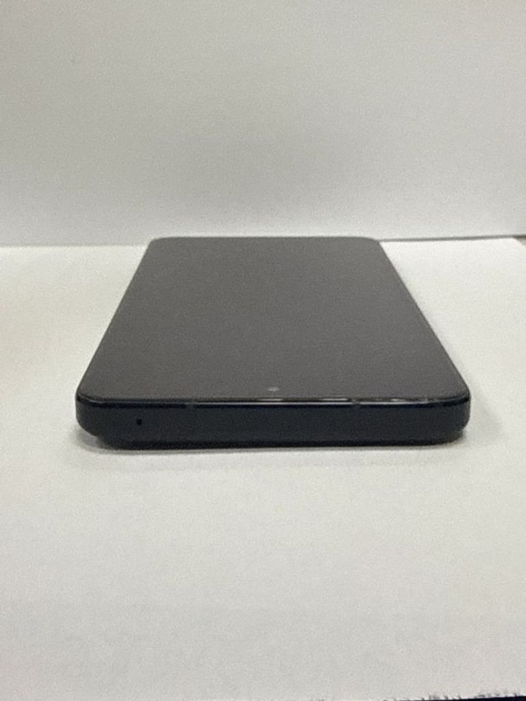 Motorola ThinkPhone 8/256GB Carbon Black (PAWN0018) Код:01-200738498. Зображення 5